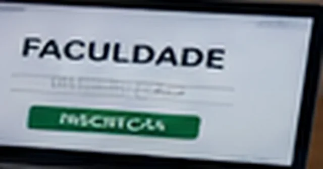 Imagem relacionada a Quem fez EJA pode entrar na faculdade?
